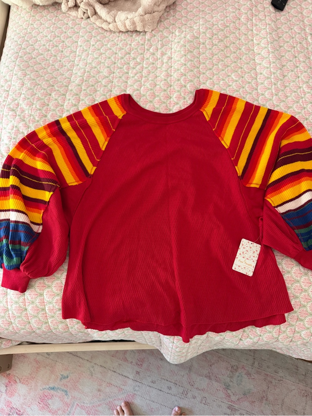 NWT Free People Rainbow Dreams oversized sleeve top in red  Size M - Picture 5 of 7